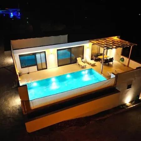 Kovuk Villalari-villa Derin Private Pool And Jacuzzi İslâmlar